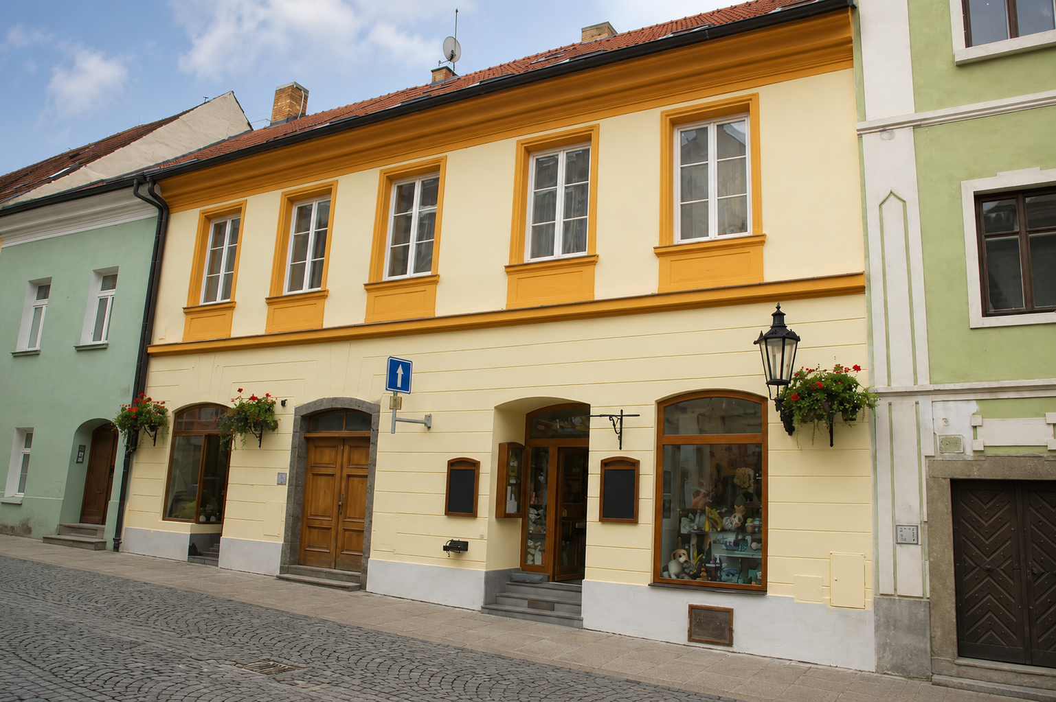 fasada-historicky_dum-pisek