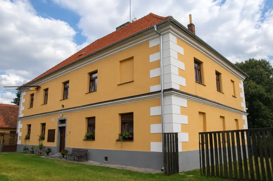 rekonstrukce-skola-varvazov